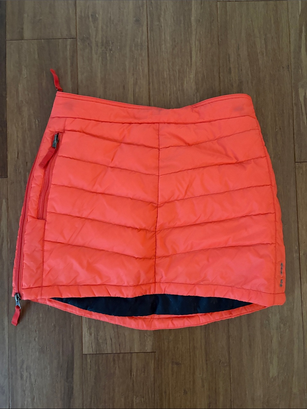 EUC SKHOOP down skirt - size small